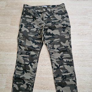 Camo jeans
